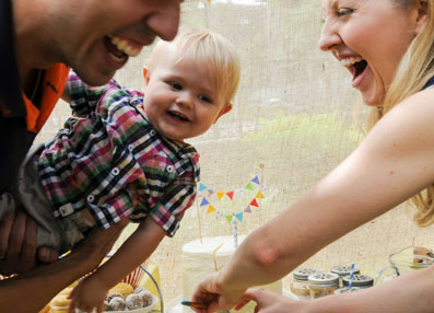 Happiness-family-relationships-staff-motivation_397x286 The key to staff motivation: happiness, family and relationships